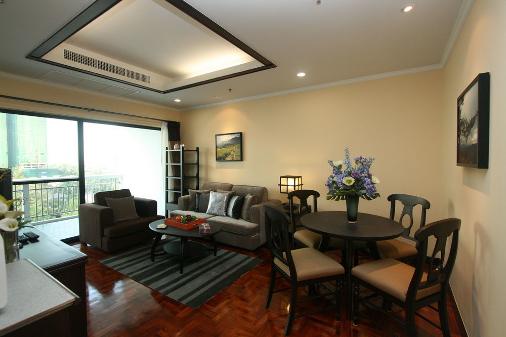 Cnc Residence Bangkok Buitenkant foto