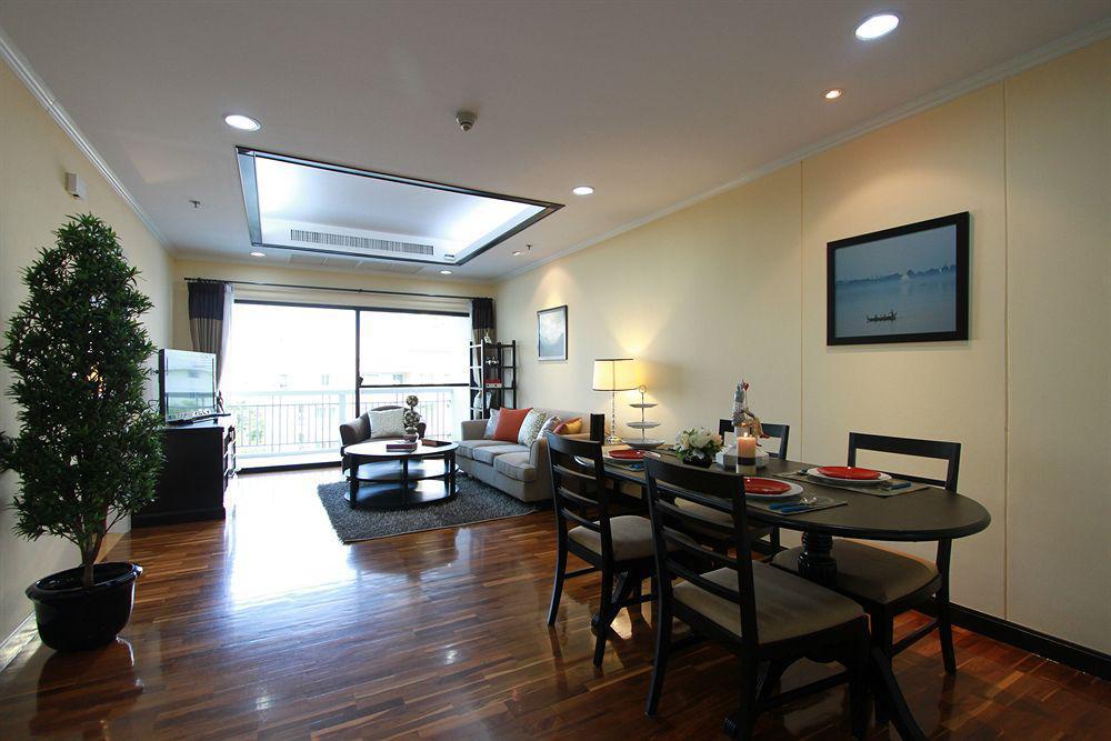 Cnc Residence Bangkok Buitenkant foto